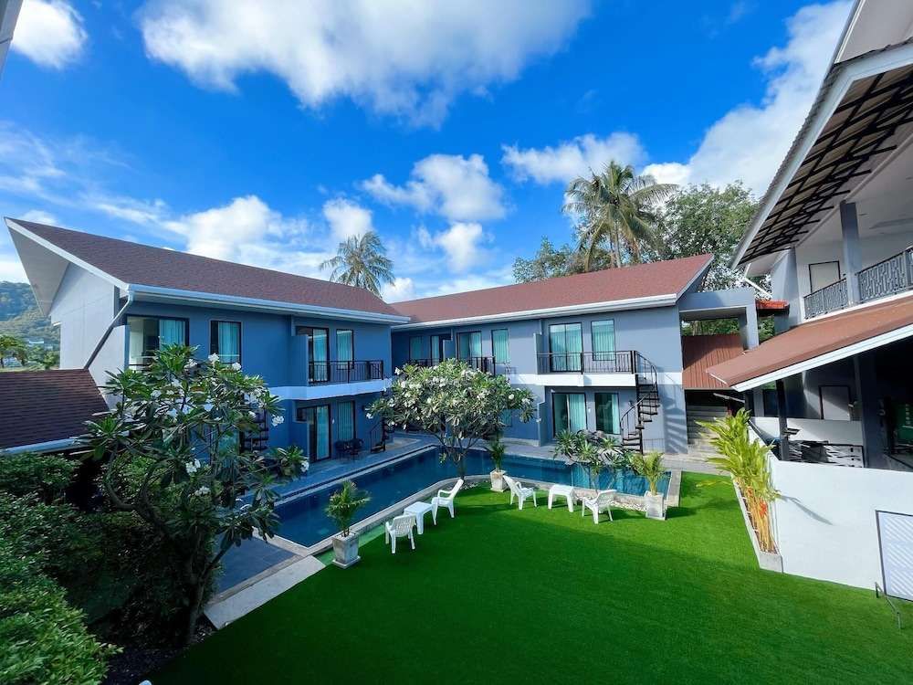 Natthawan Pool Access Rawai - carbon neutral hotel in Phuket