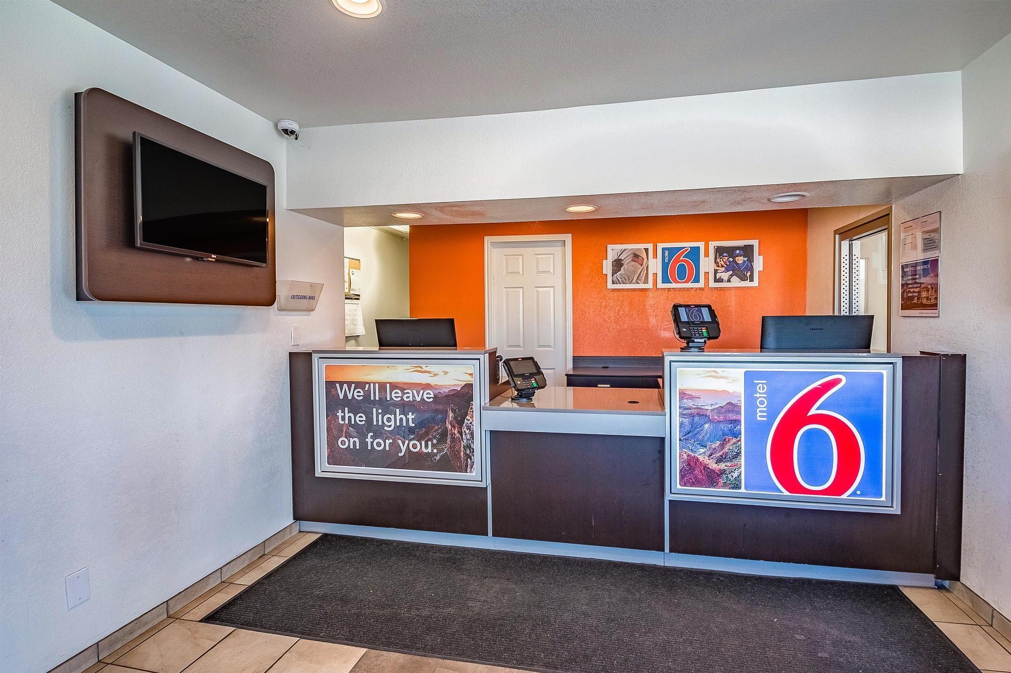 Park Inn by Radisson Salt Lake City Airport - photo 23