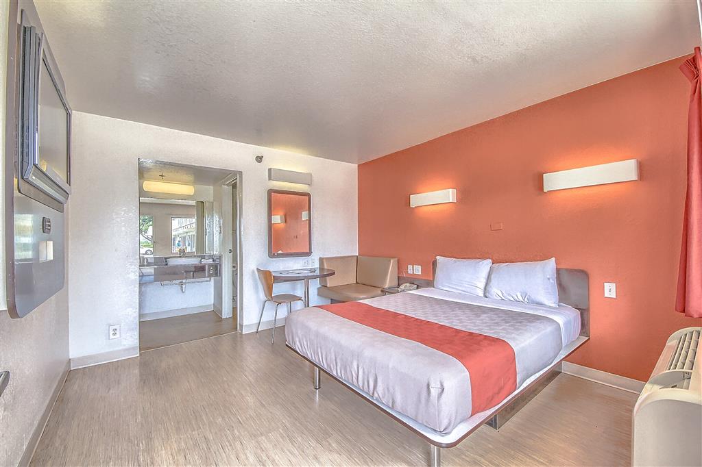 Motel 6 San Antonio TX Fiesta - photo 13