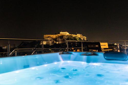 Majestic Penthouse Acropolis — 4-Star Luxury Hotel in Athens, Greece