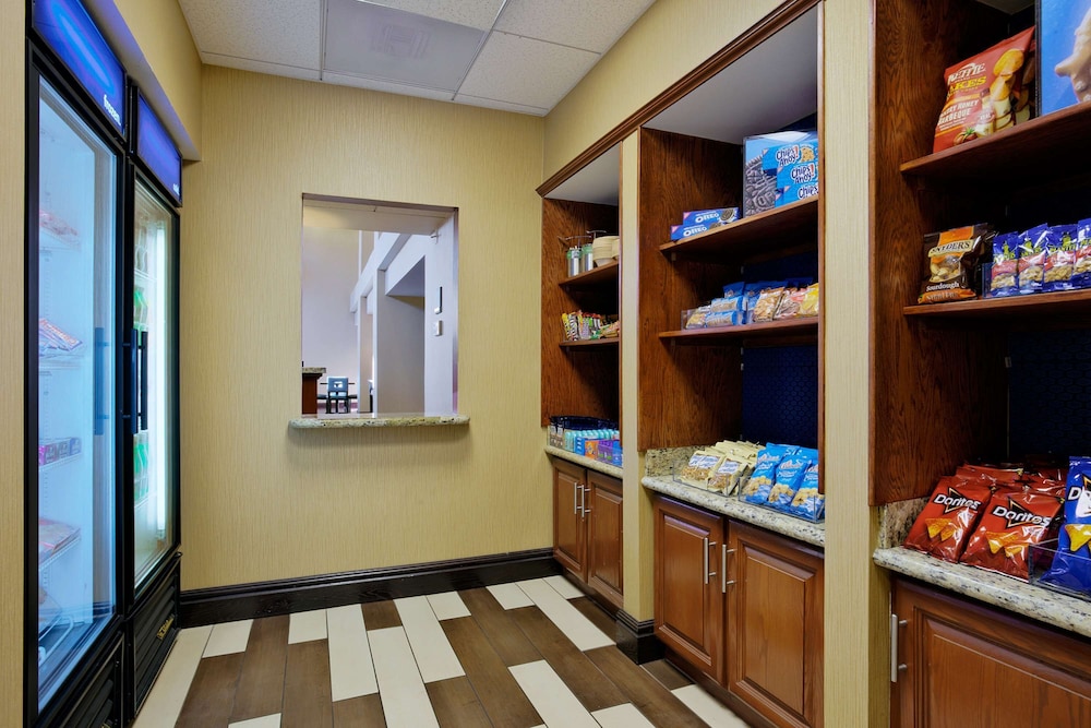 Hampton Inn & Suites Arroyo Grande Pismo Beach Area CA - photo 32