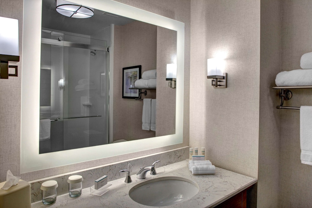 Homewood Suites by Hilton Richmond Downtown - photo 26