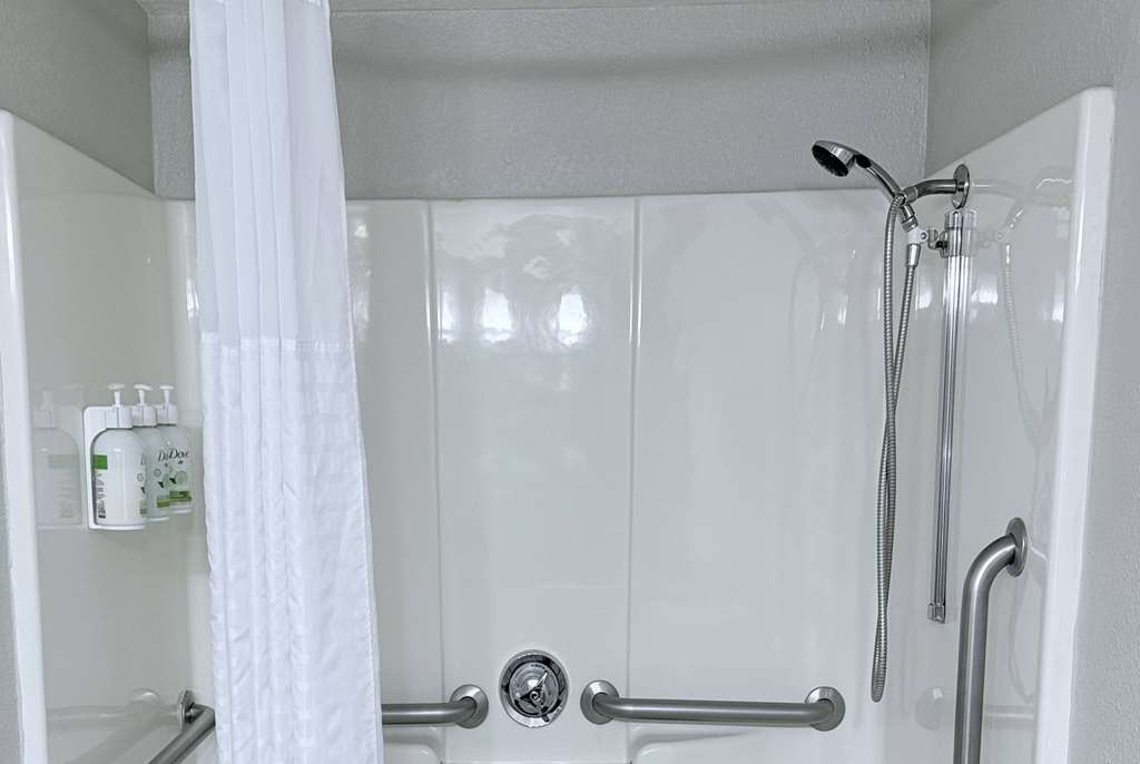 La Quinta Inn & Suites by Wyndham Orlando Universal area - photo 40