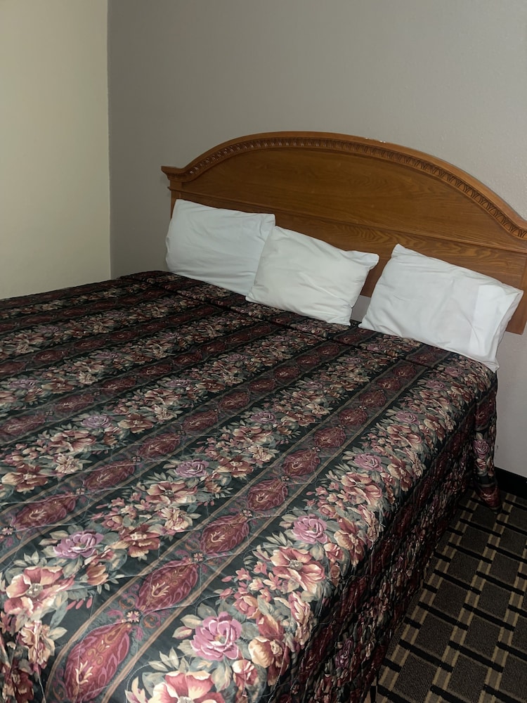Inn At Mexia - photo 17