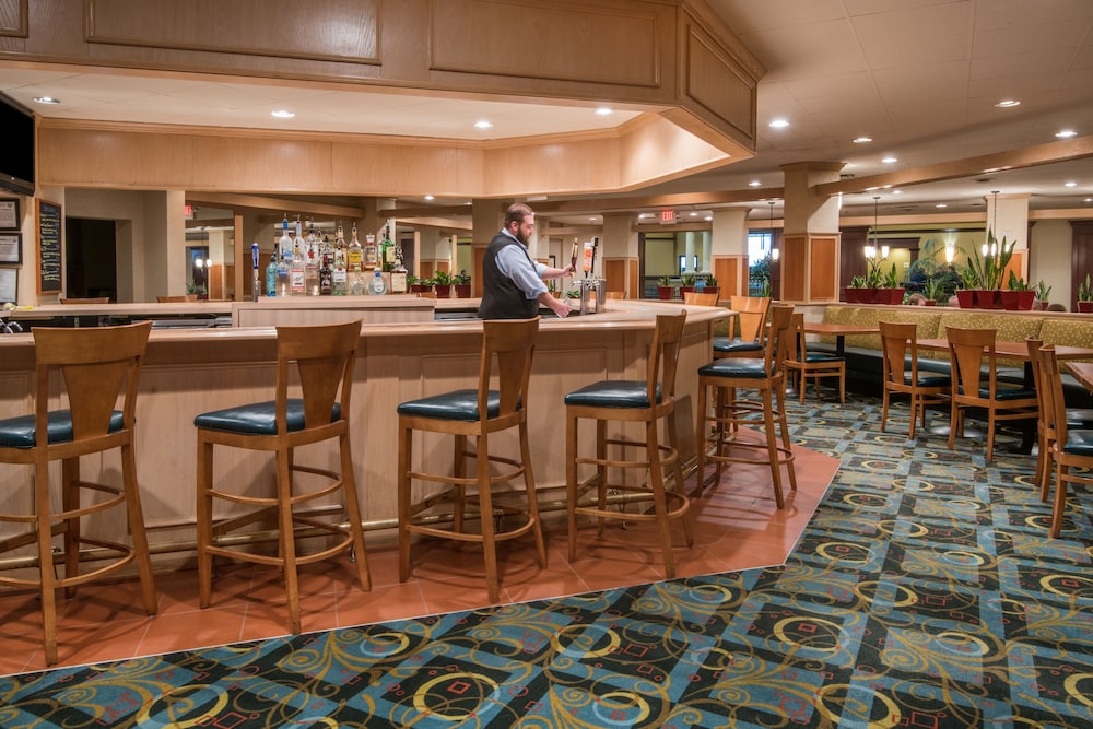 Holiday Inn Hotel & Suites Cincinnati Eastgate by IHG - photo 24