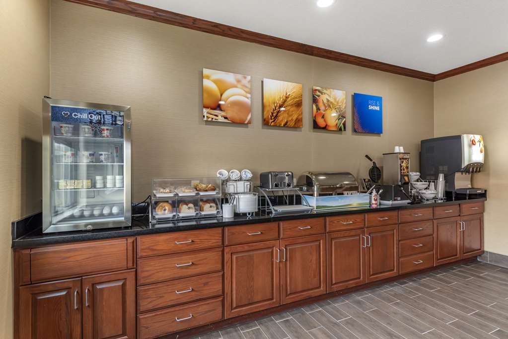 Comfort Inn & Suites Middletown Franklin - photo 27