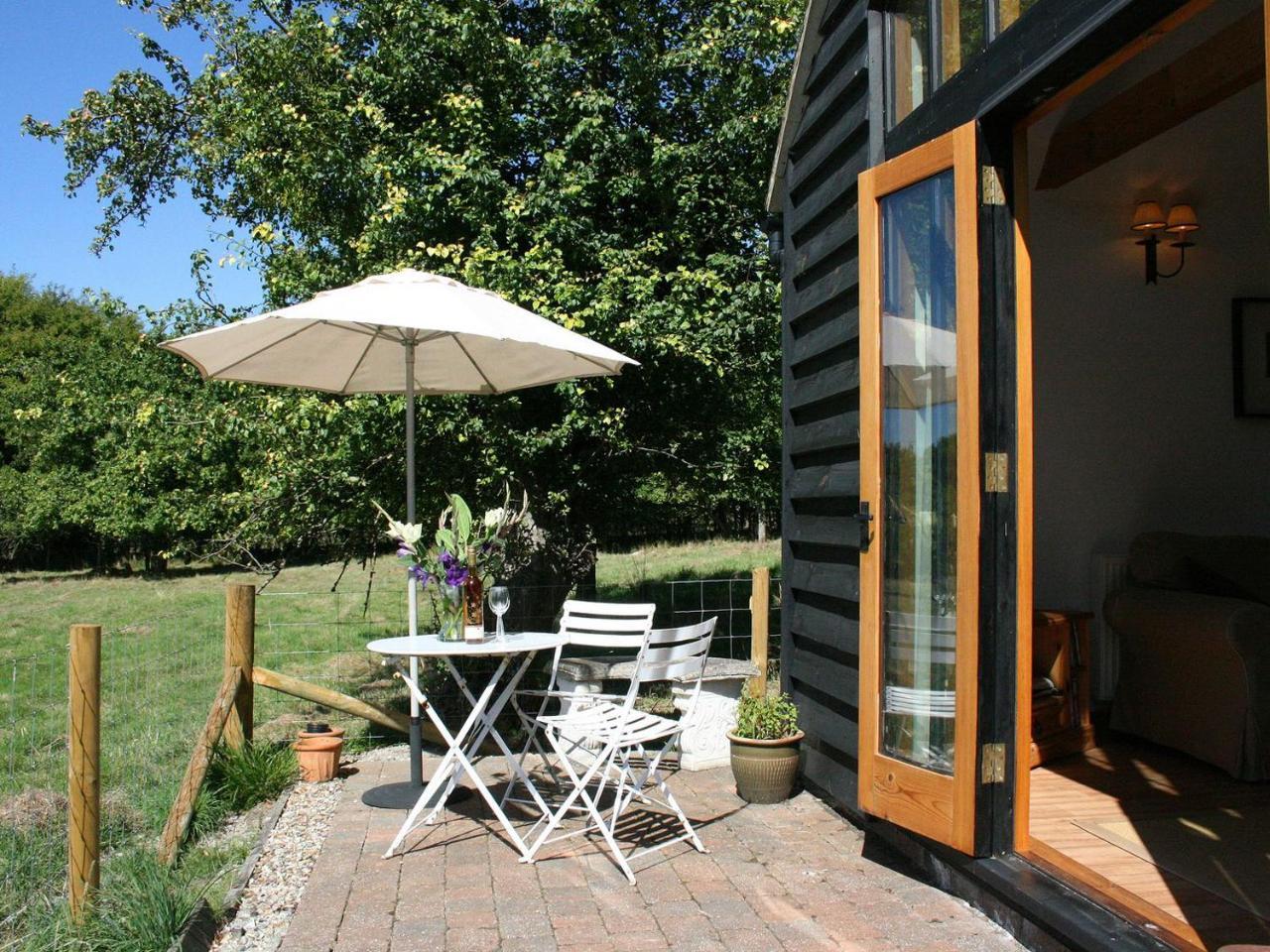 The Barn At Fishponds — 4-Star Luxury Hotel in Ashford, United Kingdom