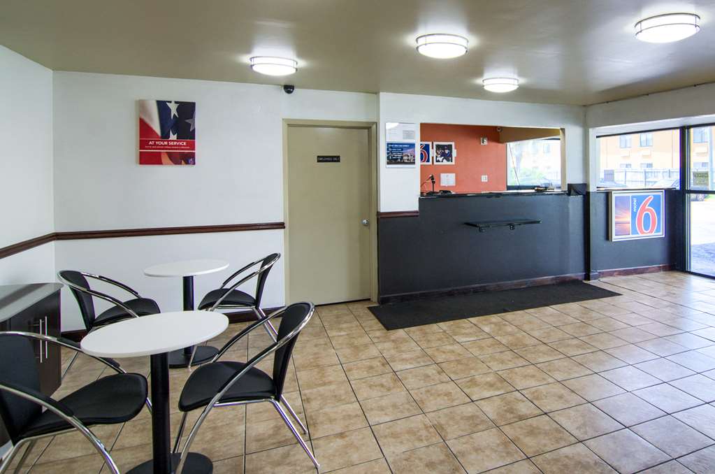 Motel 6 Saraland AL - photo 25
