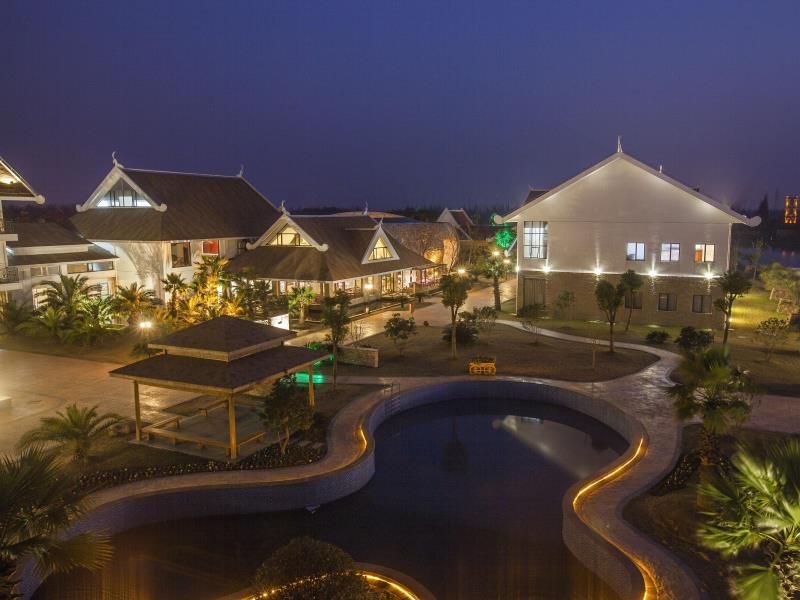 Shanghai Xuelang Lake Resort — hotel in Songjiang