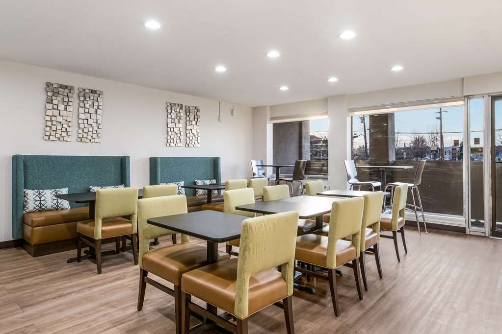 Clarion Pointe East Lansing University Area - photo 28