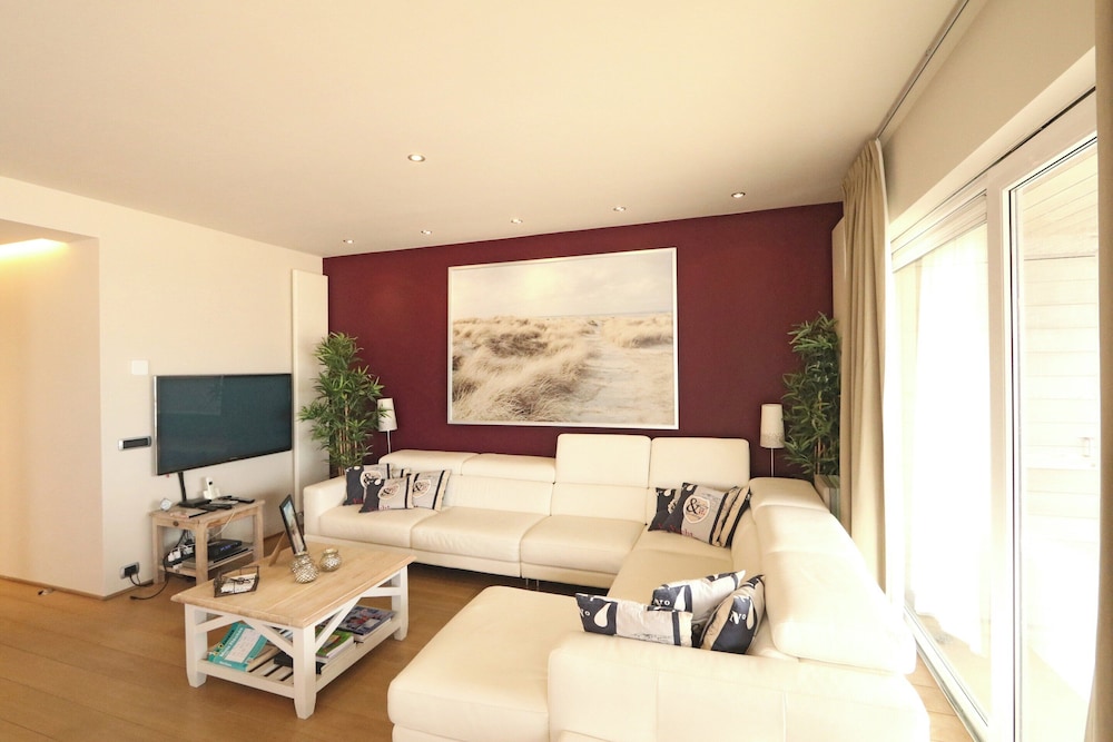 Apartment in Het Zoute with Sea Views — 4-Star Luxury Hotel in Knokke-Heist, Belgium