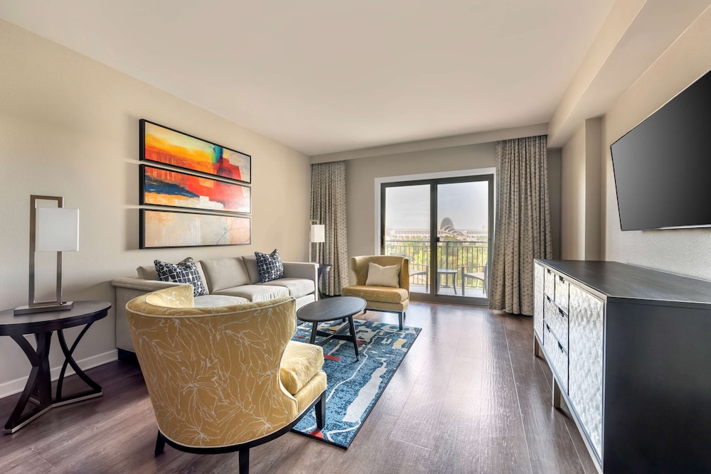 Hilton Grand Vacations Club Las Palmeras Orlando - photo 18