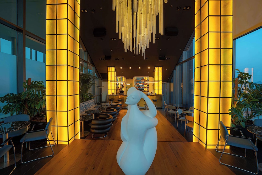 מזון ומשקאות