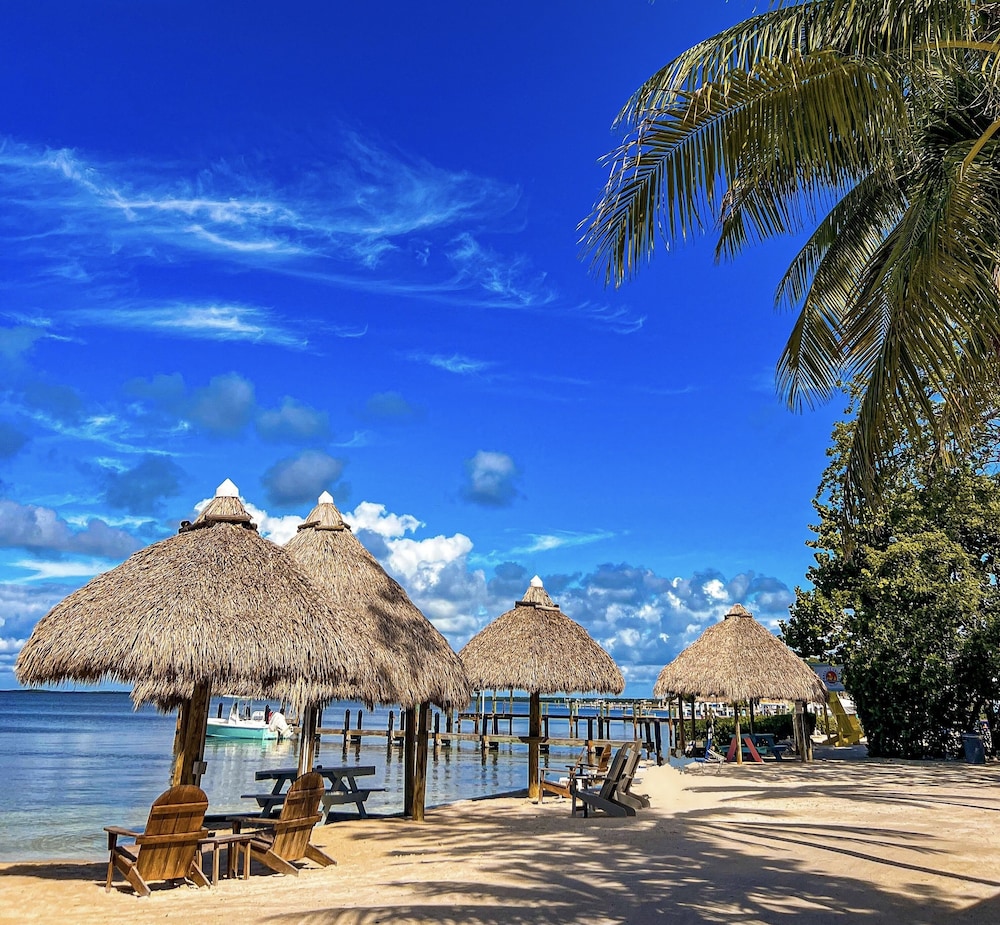 Sunset Cove Beach Resort - featured photo