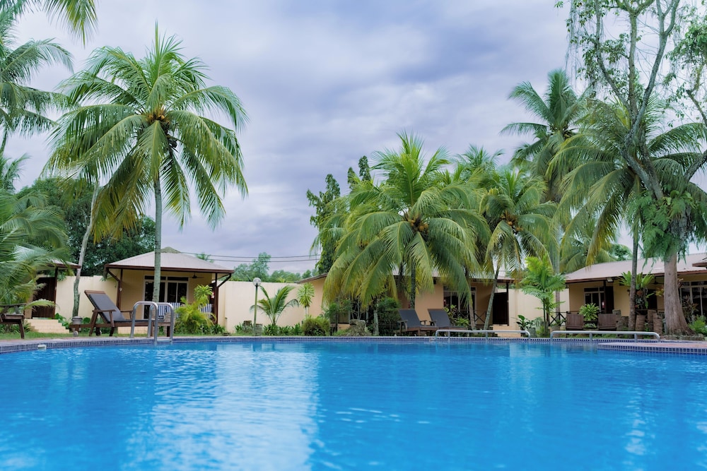 Langkah Syabas Beach Resort — Kinarut