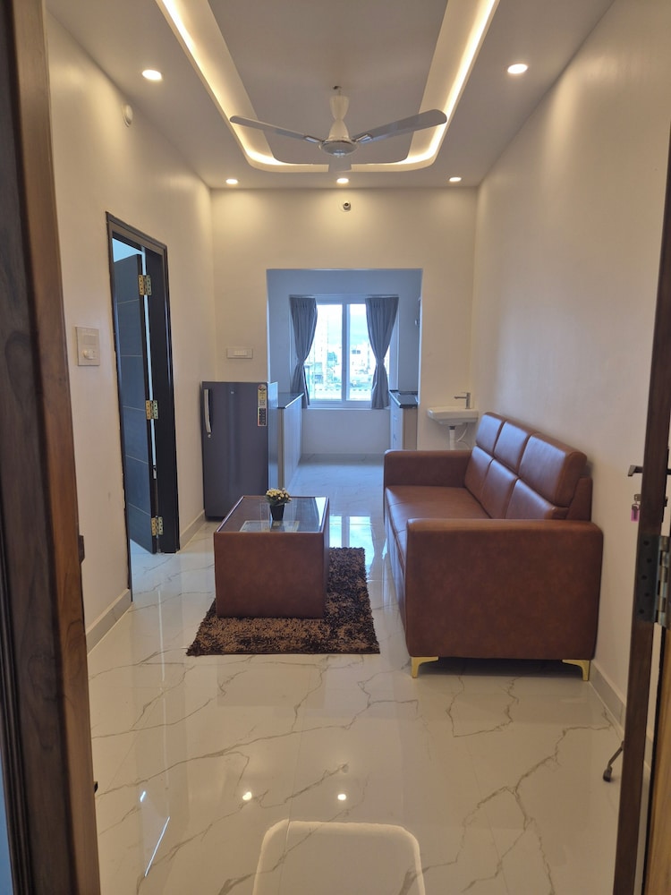 Bharathi Stays - carbon neutral hotel in Tirupati