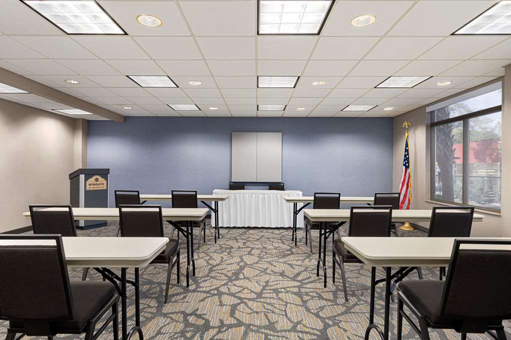 Wingate by Wyndham Wilmington - photo 26