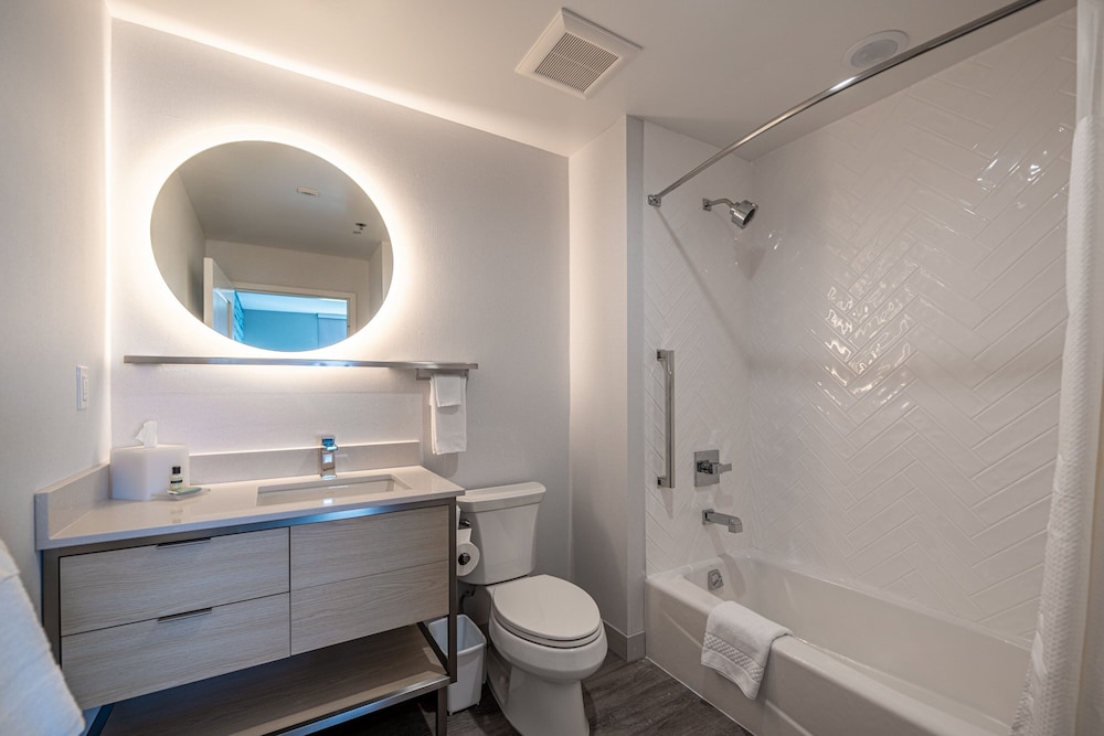 TownePlace Suites by Marriott Las Vegas North I 15 - photo 23