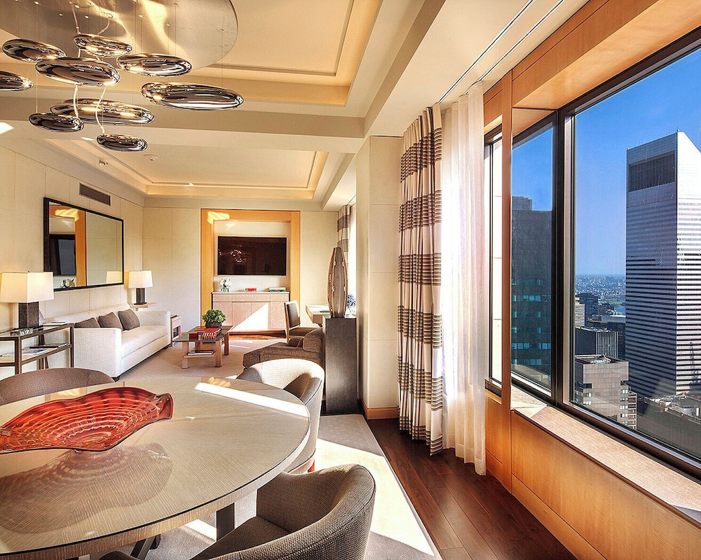 Four Seasons Hotel New York - photo 33