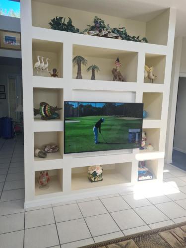 Suaimhneas in Kissimmee, United States