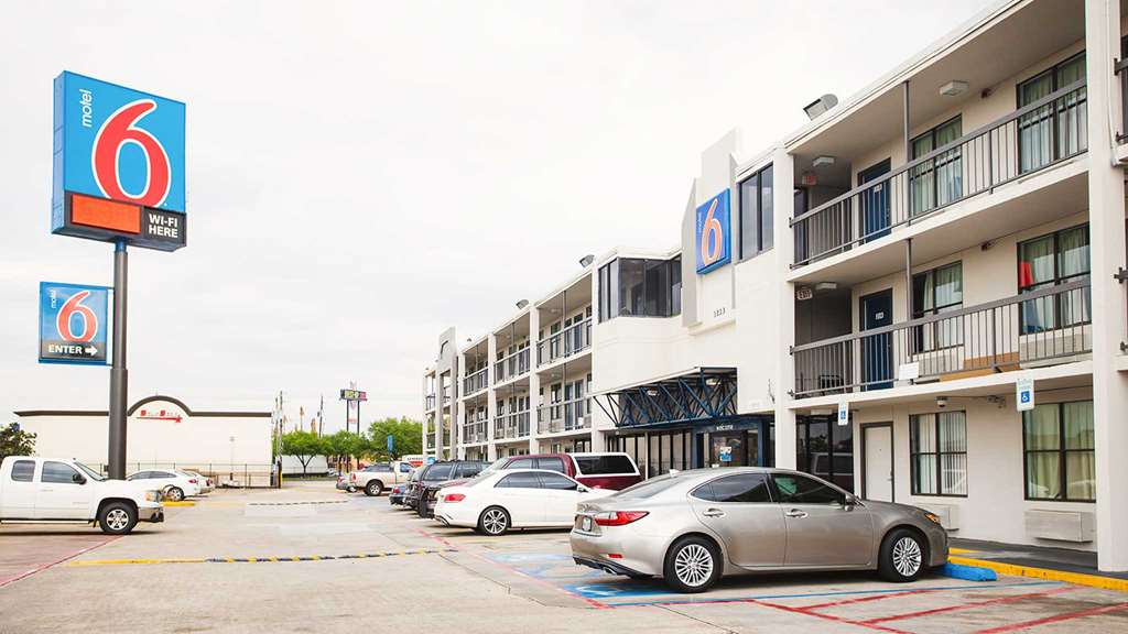 Motel 6 Houston TX Medical Center NRG Stadium - featured photo