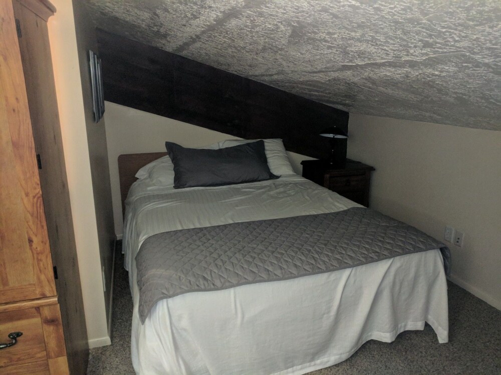 Ideal Beach Resort — hotel in Garden City