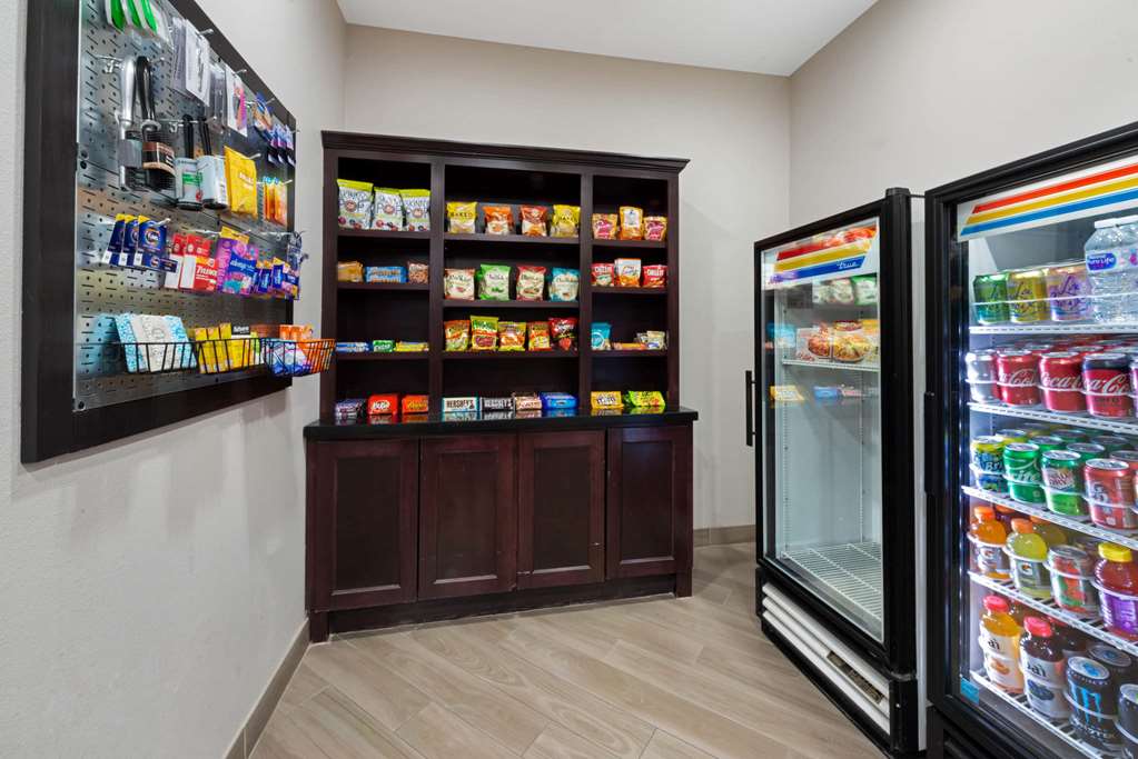 La Quinta Inn & Suites by Wyndham Houston Humble Atascocita - photo 27
