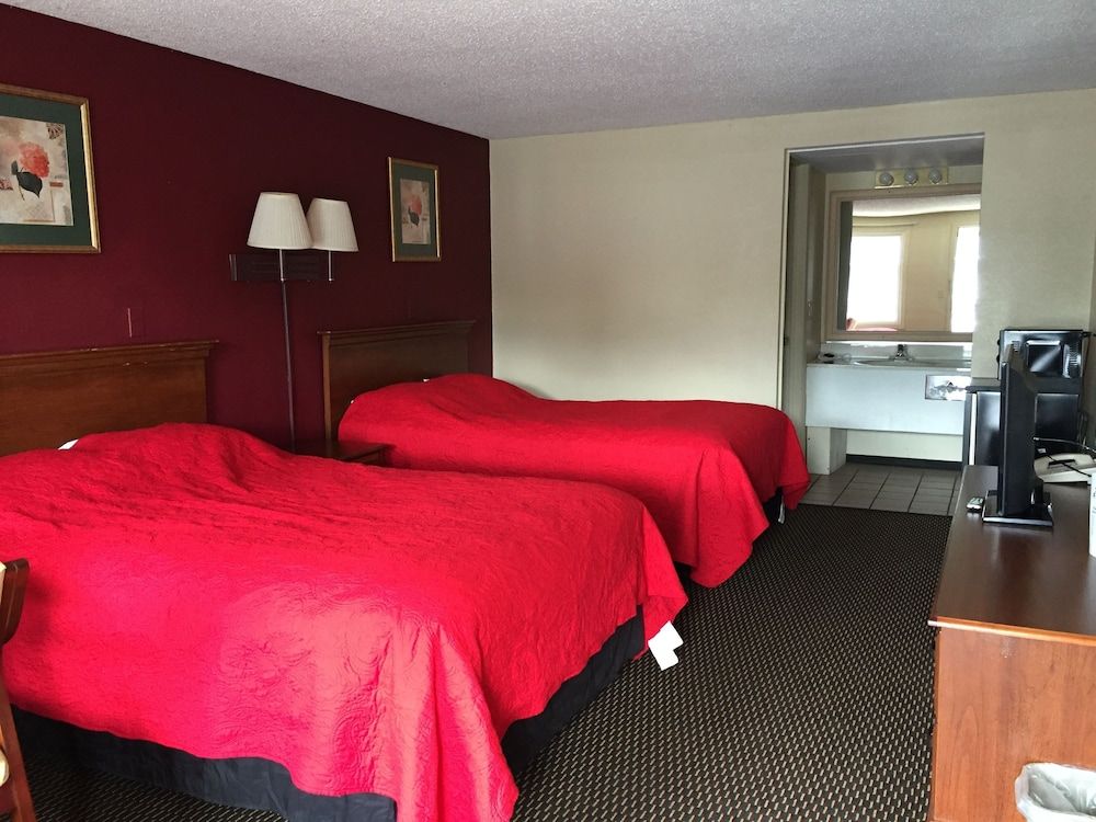 Americas Best Value Inn Merrillville - photo 10