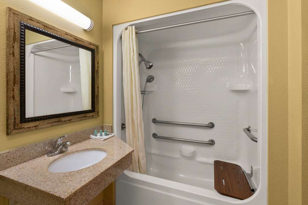 Best Western Willits Inn - photo 18