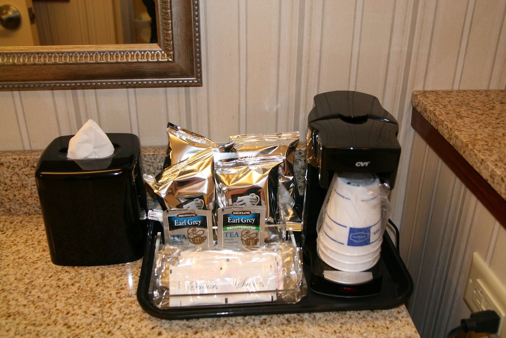 Hampton Inn & Suites Paducah - photo 7