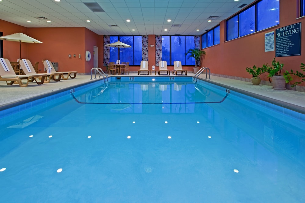 Holiday Inn Express Indianapolis South by IHG - photo 35