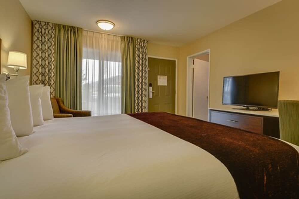 Vagabond Inn Bishop - photo 8