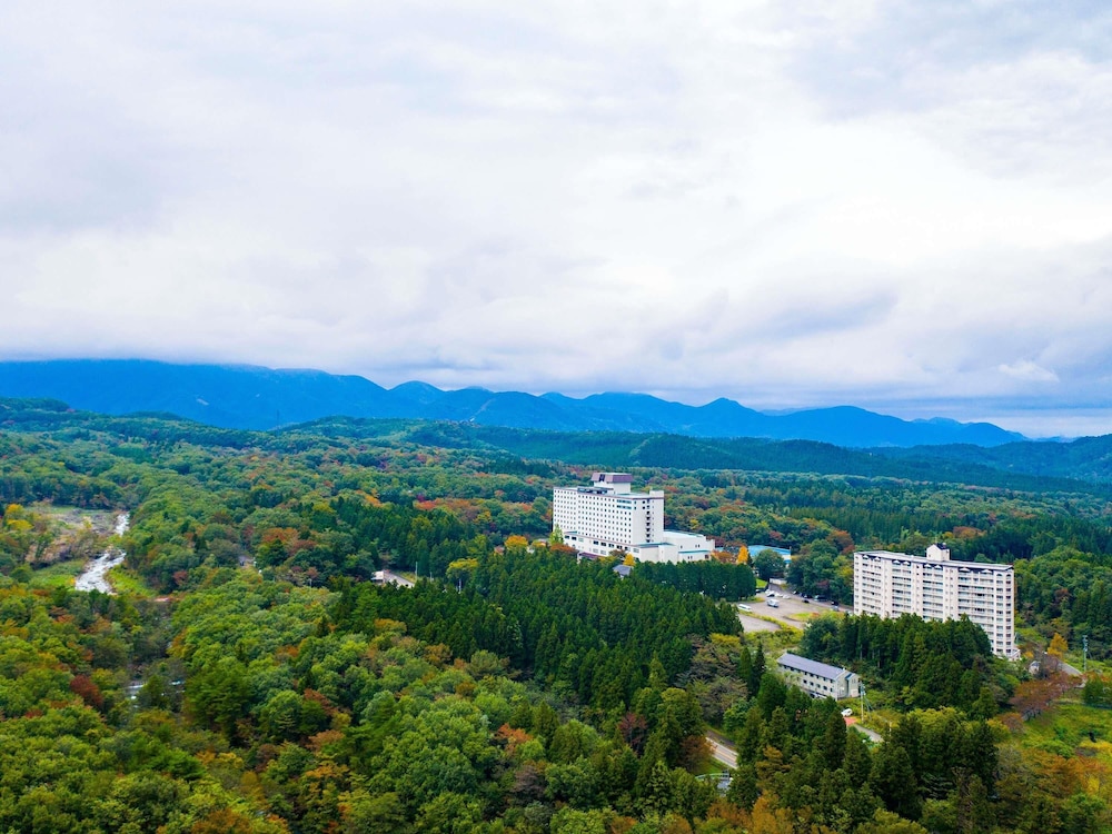 Mercure Miyagi Zao Resort & Spa — hotel in Shiroishi