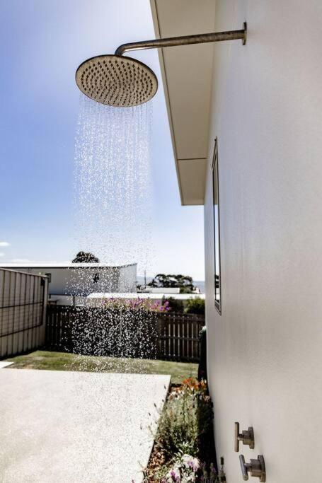 Discover Ebenezer Bicheno - carbon neutral hotel in Unknown City