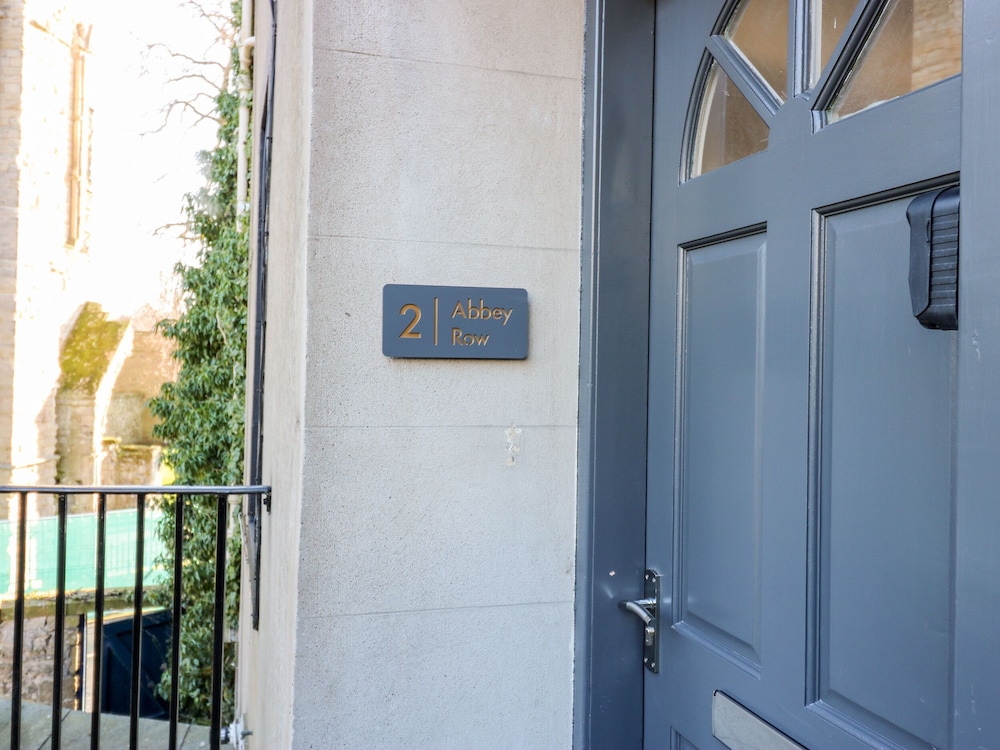 2 Abbey Row — Kelso — photo 2
