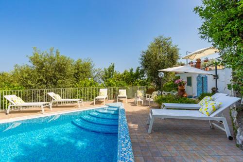 Villa Sorrento Flats — 4-Star Luxury Hotel in Sorrento, Italy