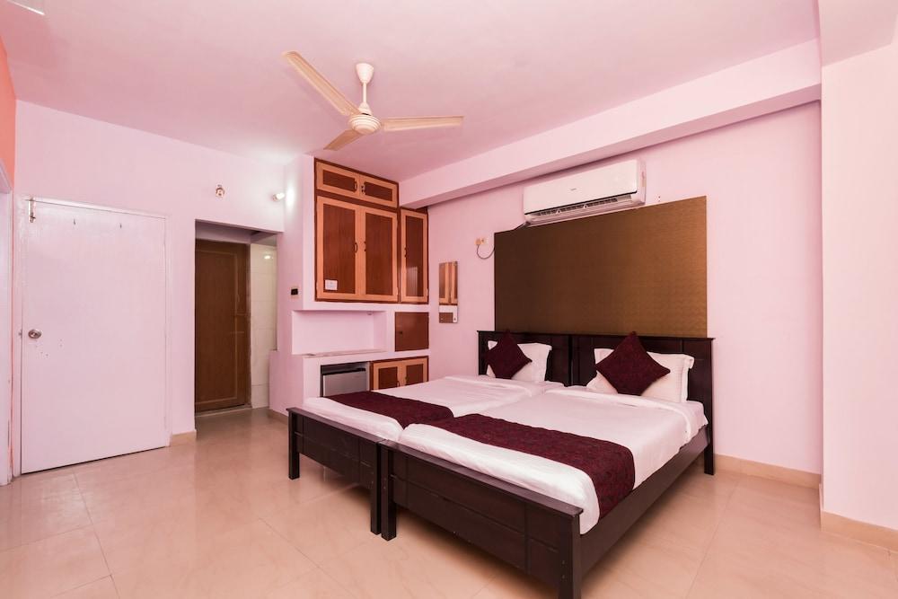 Oyo 1694 Near Nicco Park