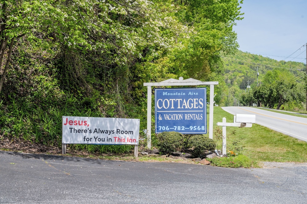 Mountain Aire Cottages & Inn - photo 284