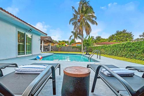 Sunny Miami Stay Pool BBQ Centrally Located — 4-Star Luxury Hotel in Miami, United States