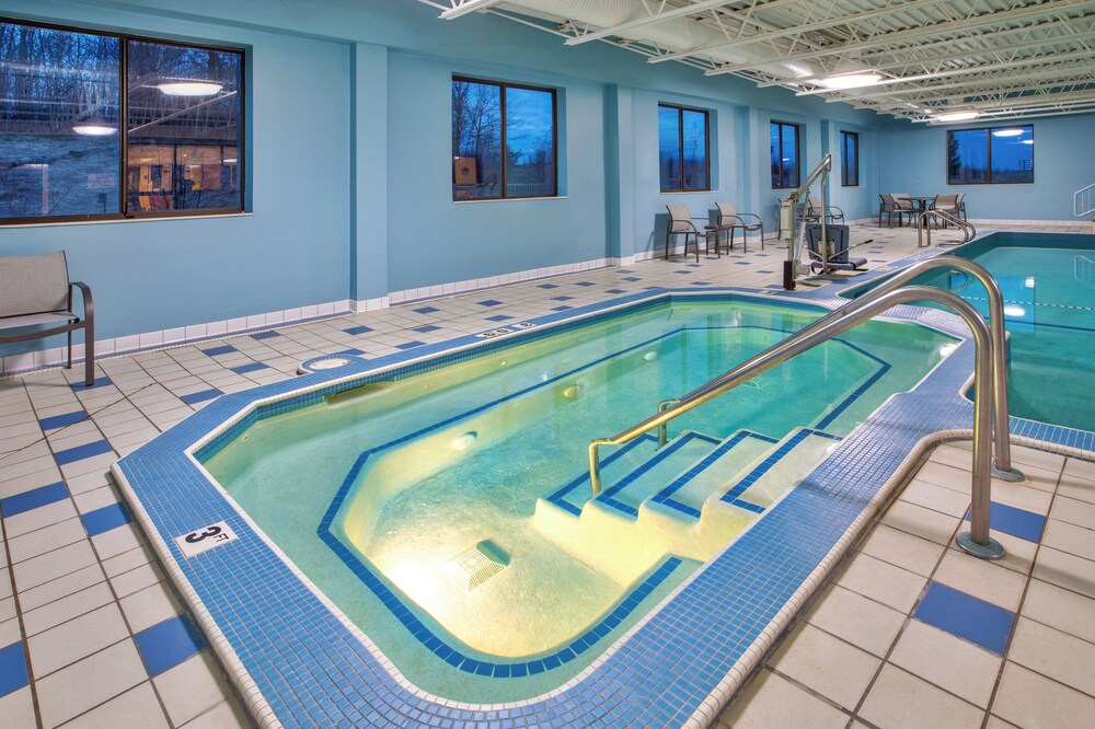 Holiday Inn Express Sault Ste. Marie by IHG - photo 34