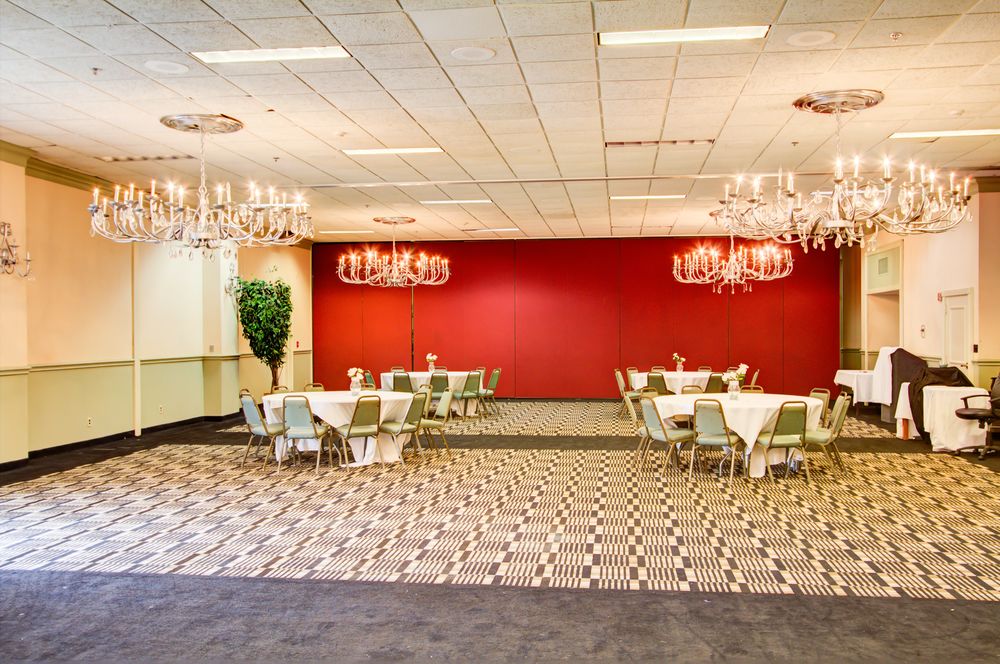 Olive Tree Hotel and Banquet Halls - photo 13