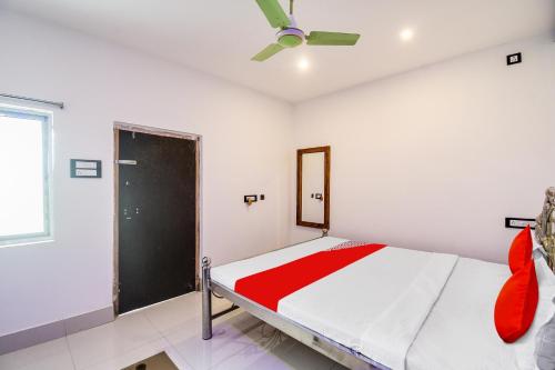 Hotel O Mango Leaf Hotel Restaurant — Baharampur
