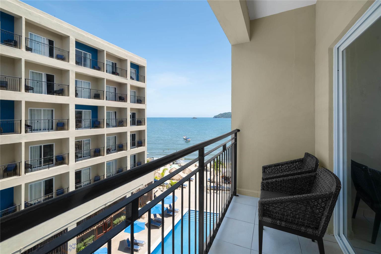 Decameron La Marina Guayabitos Ramada All Inclusive Resort