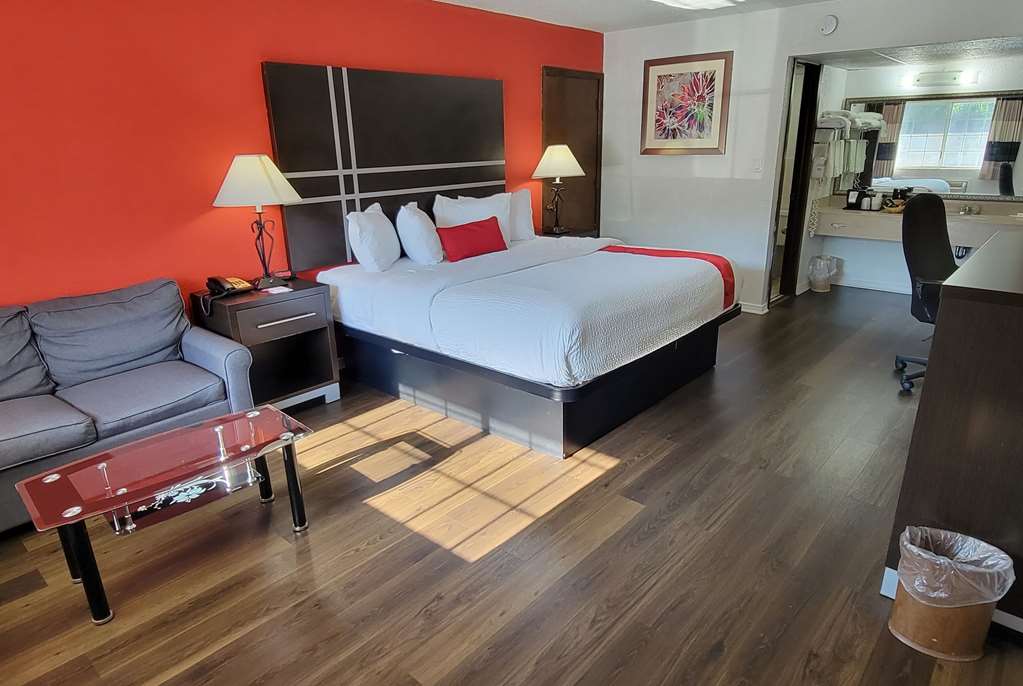 Ramada by Wyndham Mountain Home - photo 21