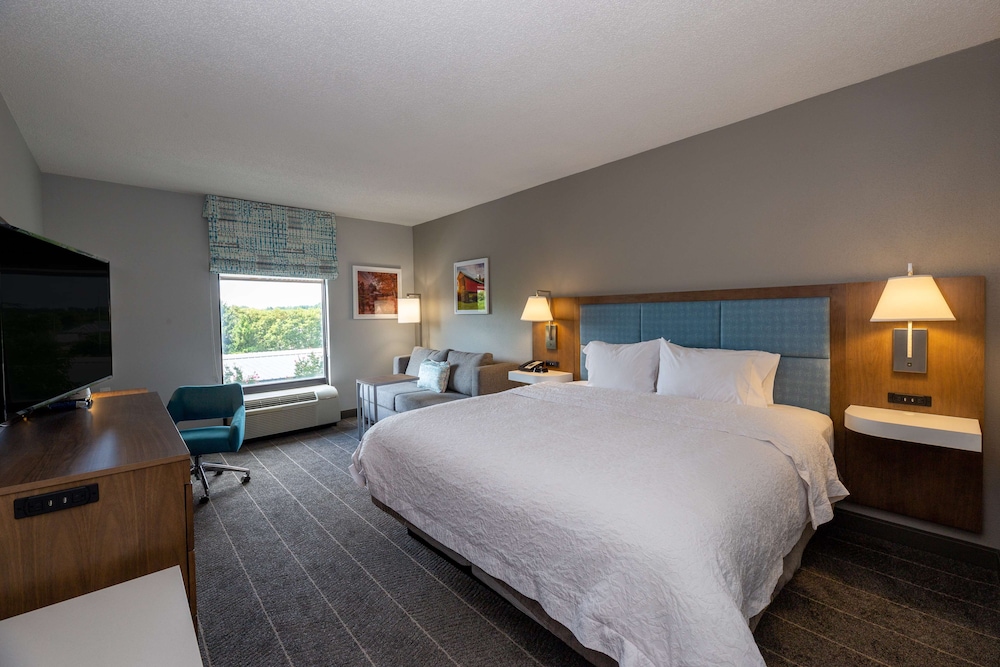 Hampton Inn Christiansburg Blacksburg - photo 7