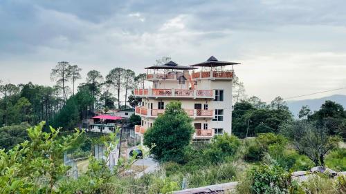 Kafal Gates in Lansdowne, India