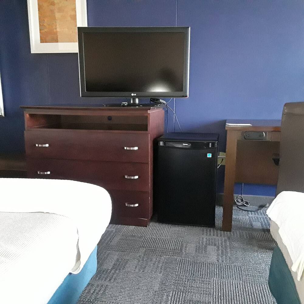 The Metropolitan Hotel - photo 25