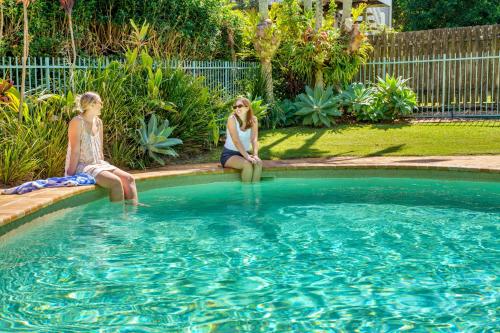Kokomo Coastal Charm in Happy Valley — 4-Star Luxury Hotel in Caloundra, Australia