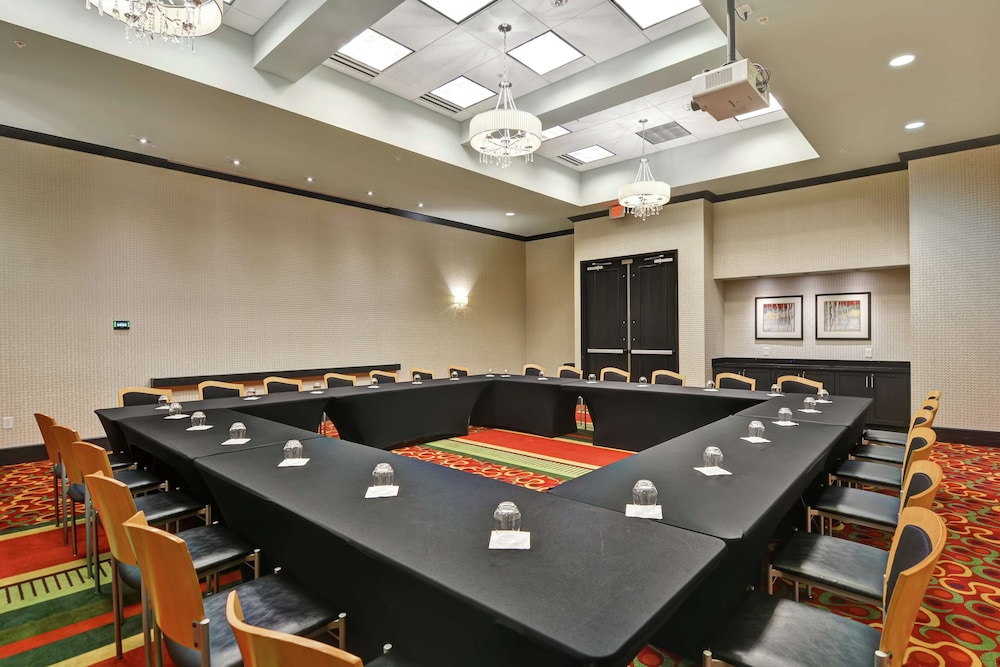 Hampton Inn & Suites Raleigh Crabtree Valley - photo 58