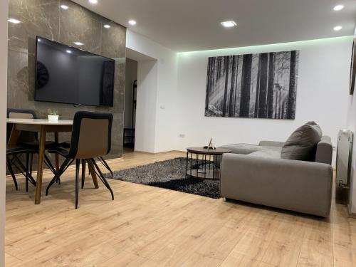 Black Apartment By Alex Rafael — 4-Star Luxury Hotel in Zagreb, Croatia